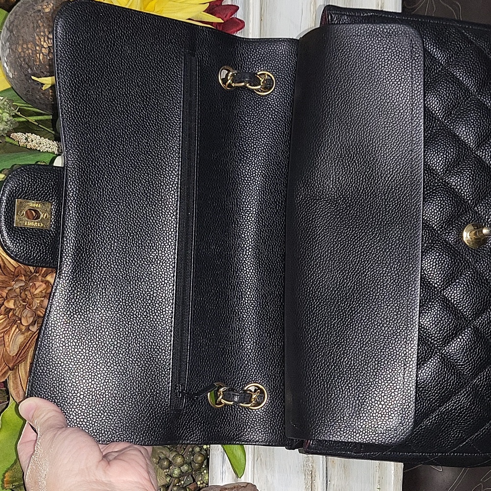 Chanel Jumbo Flap - Picture 8 of 15